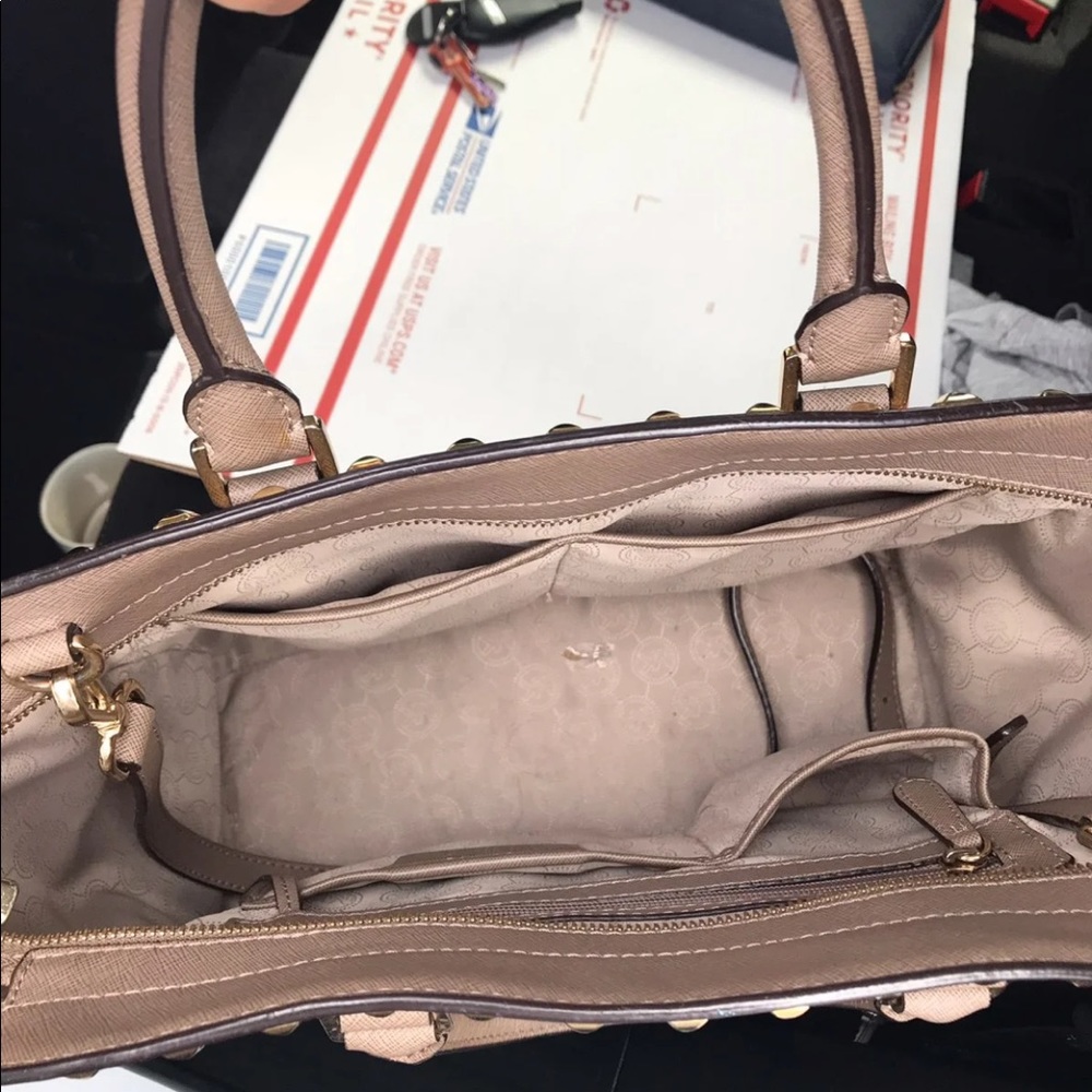 Michael kors purse